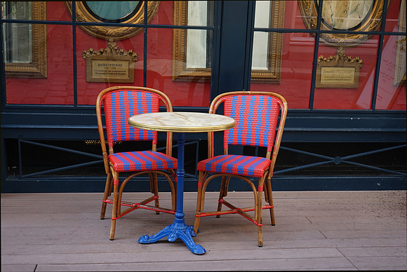 Paris Cafe